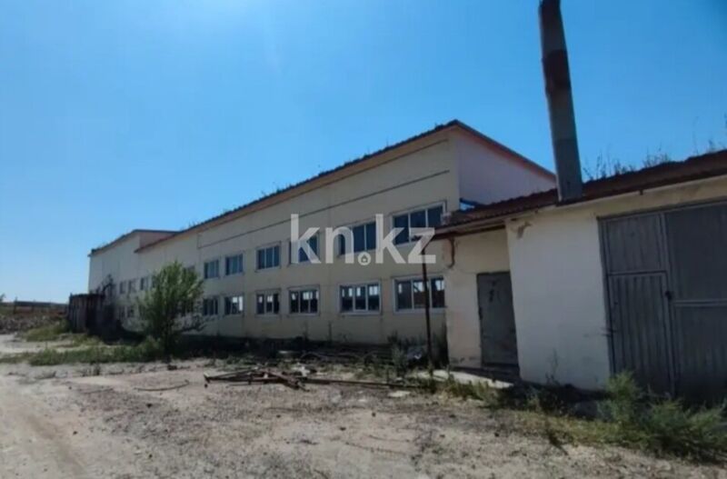 Продажа базы, 2235 м² - Продажа баз, складов и промышленной недвижимости в Казахстане фото 1 из 22