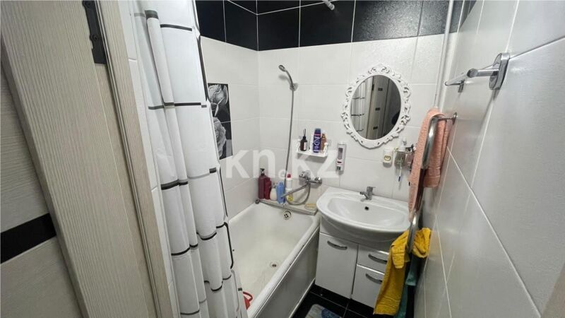 Продажа 4-комнатной квартиры, 61 м² - Продажа четырехкомнатных квартир в Караганде - страница 11 фото 8 из 9