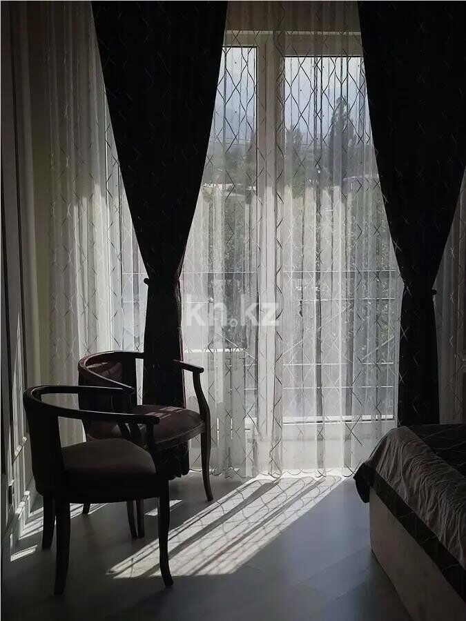 Продажа 4-комнатной квартиры, 130.2 м² - Недвижимость в Алматы фото 2 из 4