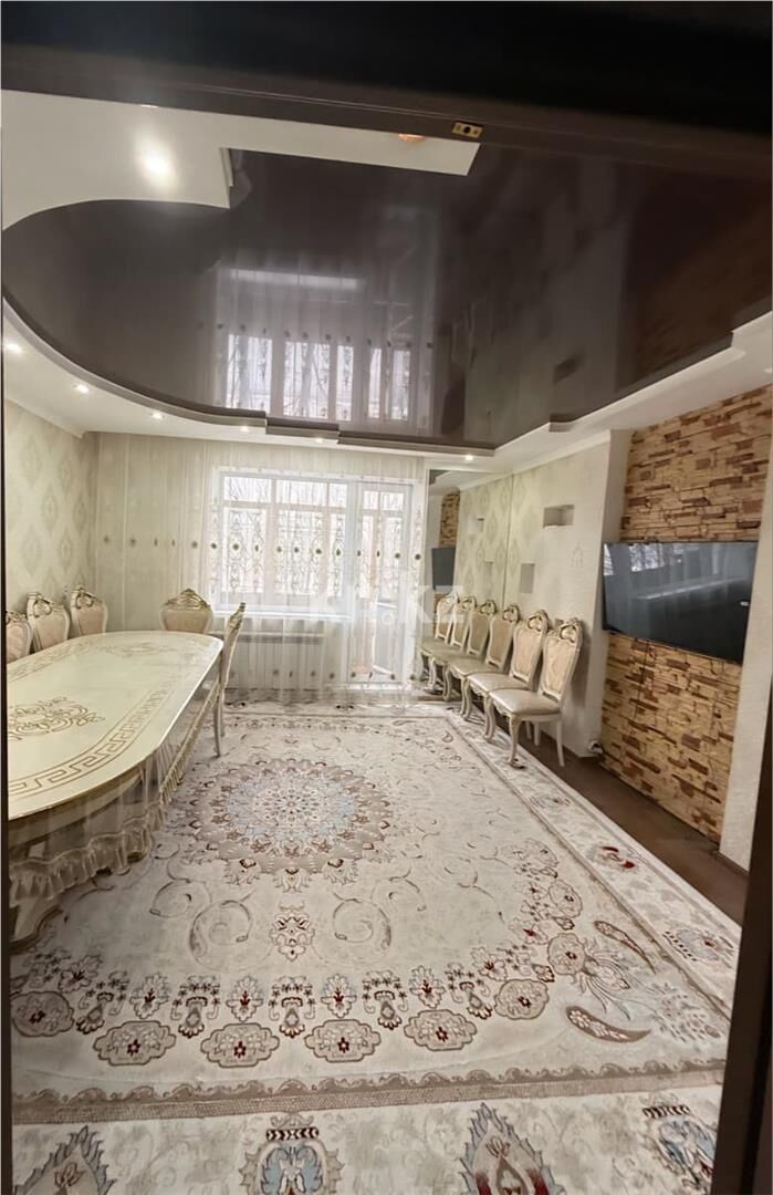Продажа 4-комнатной квартиры, 78 м² - Продажа четырехкомнатных квартир в панельном доме в Караганде - страница 3 фото 1 из 9