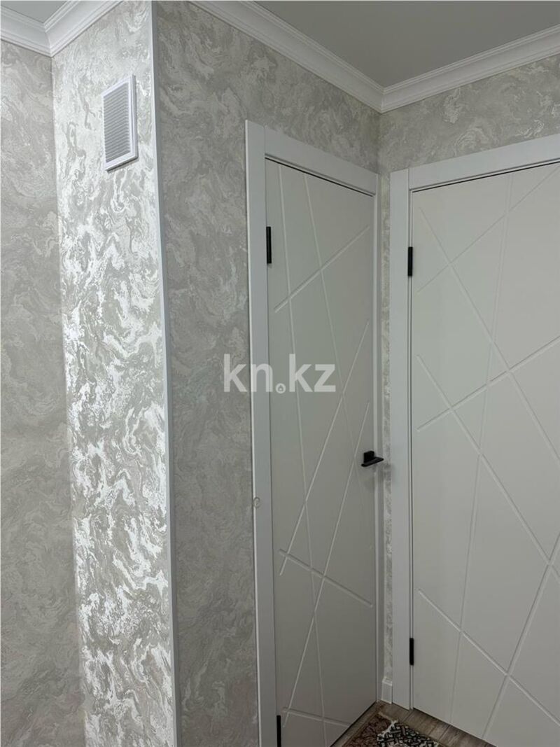 Продажа 3-комнатной квартиры, 64 м² - Продажа трехкомнатных квартир в Майкудуке Караганды - страница 4 фото 17 из 20