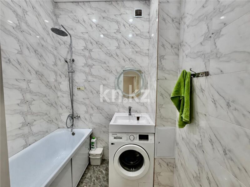 Продажа 3-комнатной квартиры, 85 м² - Продажа квартир на Юго-Востоке Караганды - страница 3 фото 17 из 27