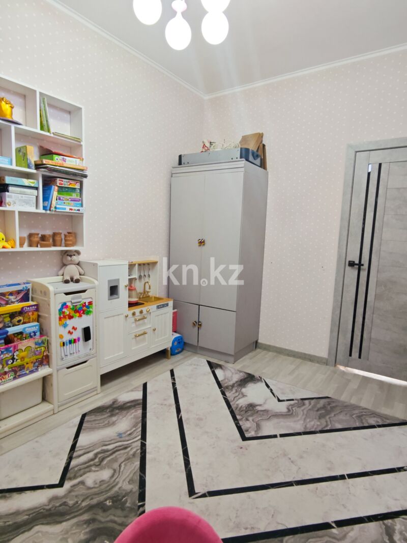 Продажа 4-комнатной квартиры, 77 м² - Продажа квартир в панельном доме в Алматы - страница 6 фото 11 из 19