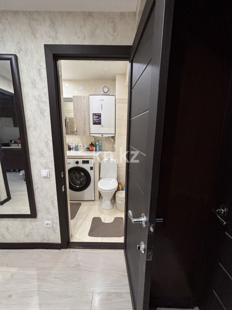 Продажа 4-комнатной квартиры, 73.9 м² - Продажа четырехкомнатных квартир в кирпичном доме в Караганде - страница 6 фото 11 из 24