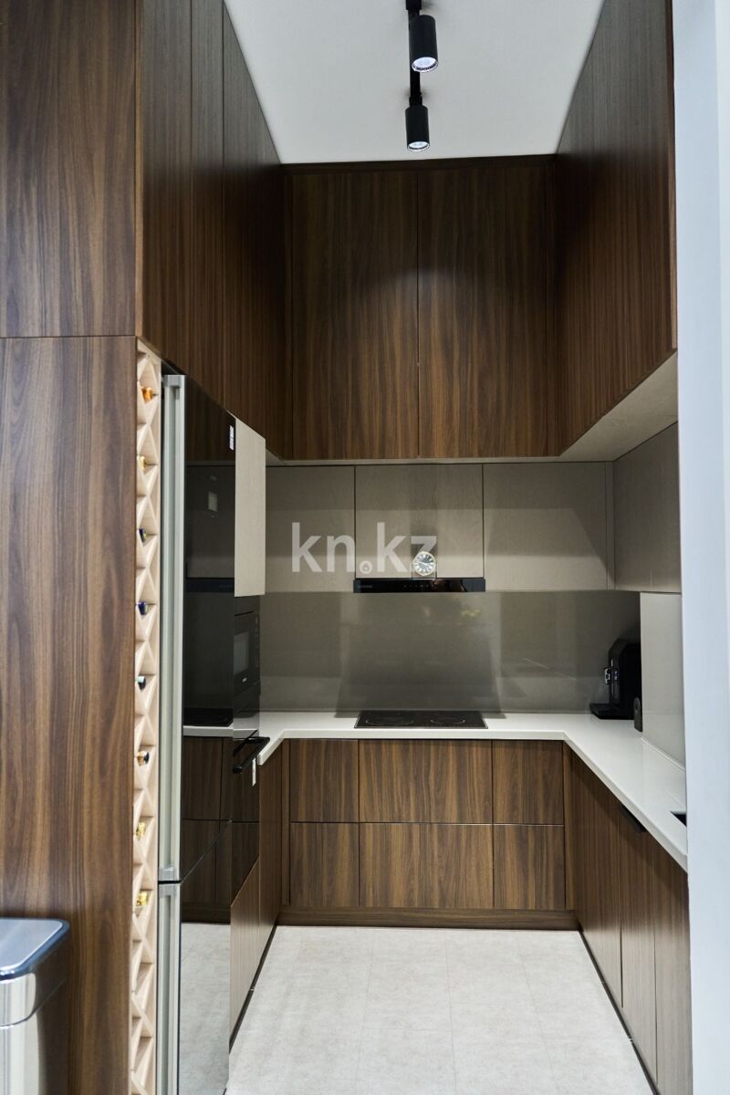 Продажа 4-комнатной квартиры, 132 м² - Продажа квартир от собственников в Караганде фото 19 из 40