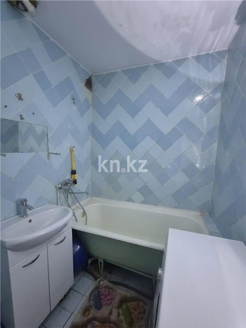 Продажа 3-комнатной квартиры, 73 м² - Продажа трехкомнатных квартир в Майкудуке Караганды - страница 11 фото 8 из 13