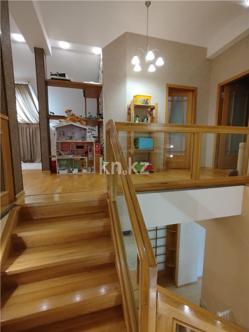 Продажа 6-комнатной квартиры, 241 м² - Продажа пятикомнатных и более квартир в Темиртау фото 34 из 59