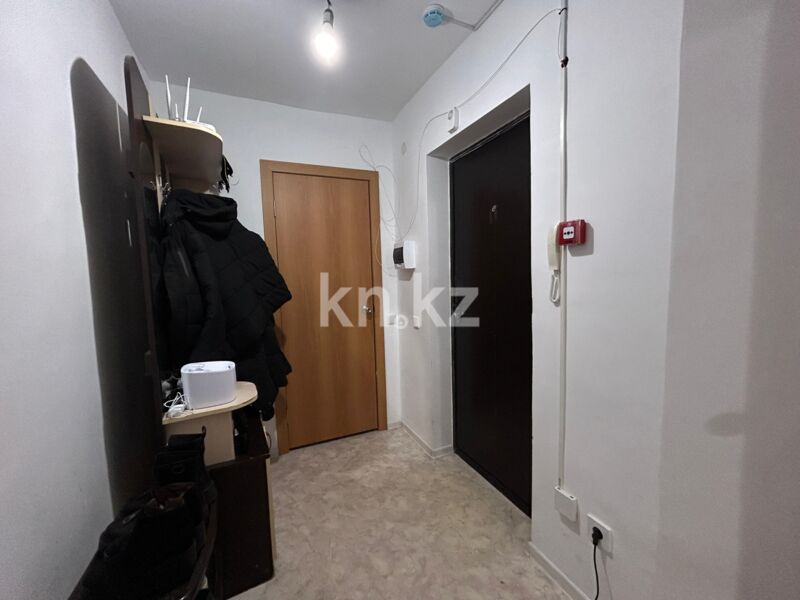 Продажа 1-комнатной квартиры, 40.7 м² - Продажа однокомнатных квартир на Юго-Востоке Караганды - страница 2 фото 3 из 5
