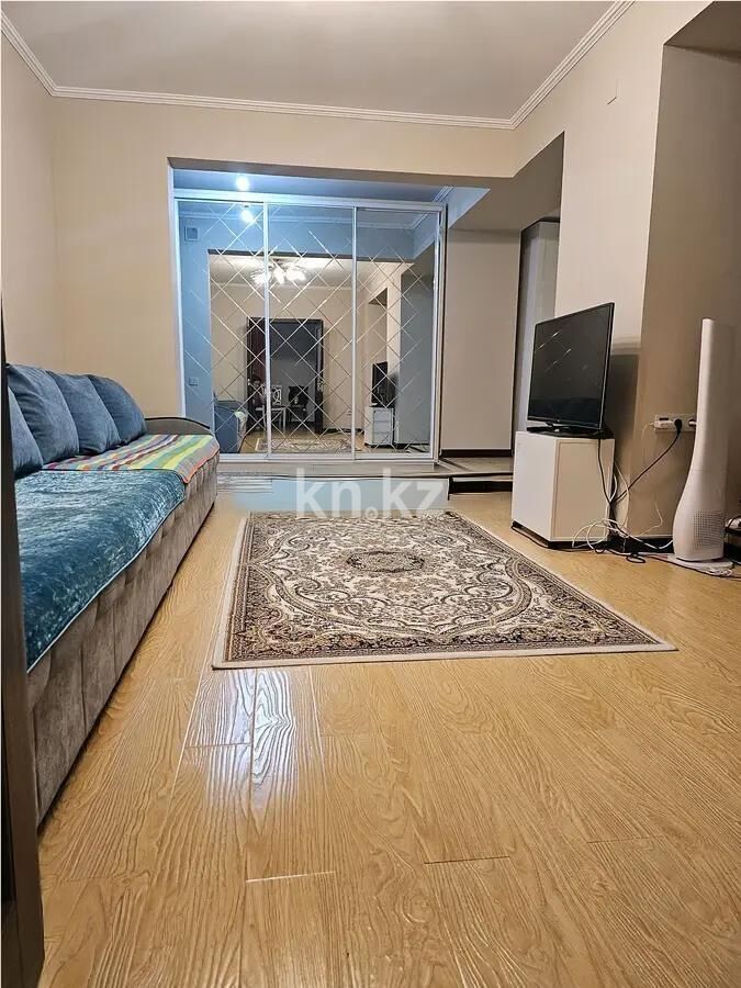 Продажа 3-комнатной квартиры, 114 м² - Продажа трехкомнатных квартир в Медеуском р-не Алматы - страница 3 фото 1 из 7