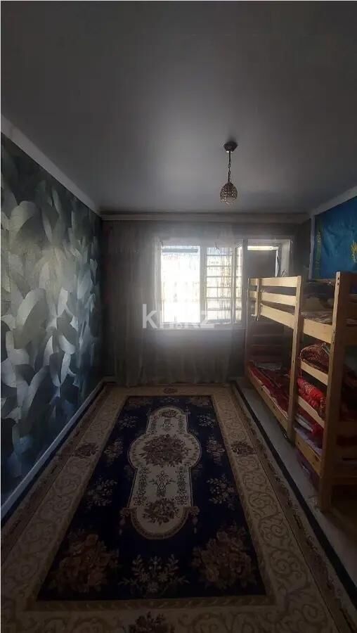 Продажа 3-комнатной квартиры, 60 м² - Продажа баз, складов и промышленной недвижимости в Карагандинской области фото 2 из 4