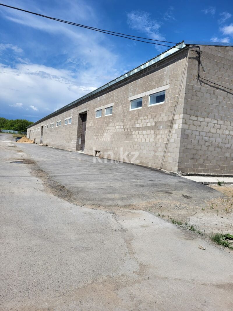 Аренда базы, 3000 м² - Аренда баз, складов и промышленной недвижимости в Казахстане фото 1 из 5
