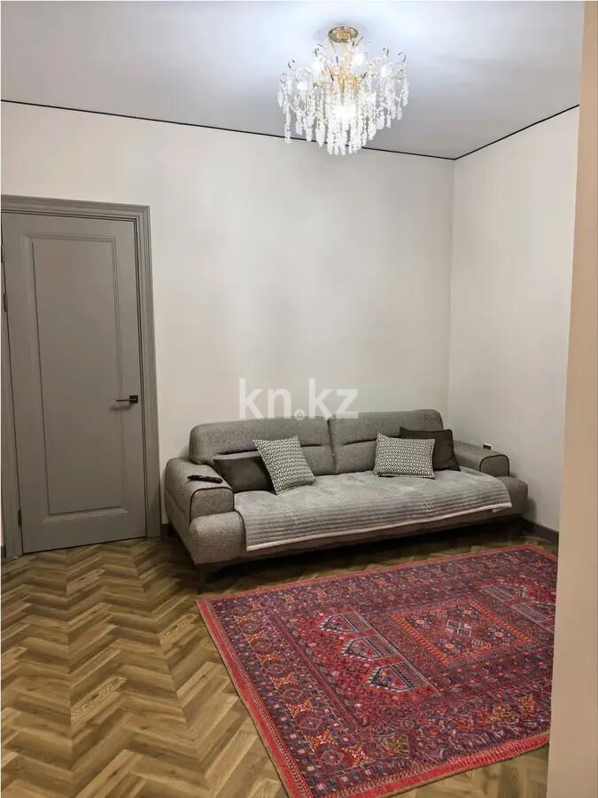 Продажа 4-комнатной квартиры, 100 м² - Продажа четырехкомнатных квартир в кирпичном доме в Караганде - страница 7 фото 1 из 7