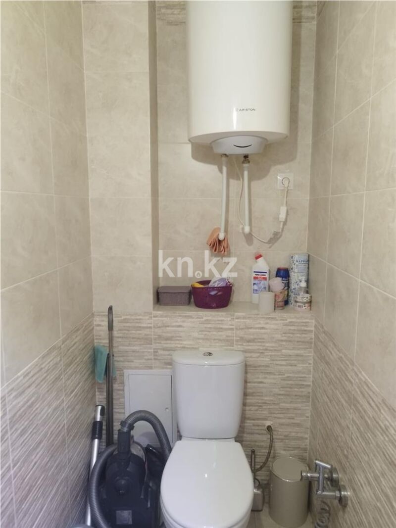 Продажа 3-комнатной квартиры, 70 м² - Продажа трехкомнатных квартир в кирпичном доме в Караганде - страница 18 фото 11 из 12