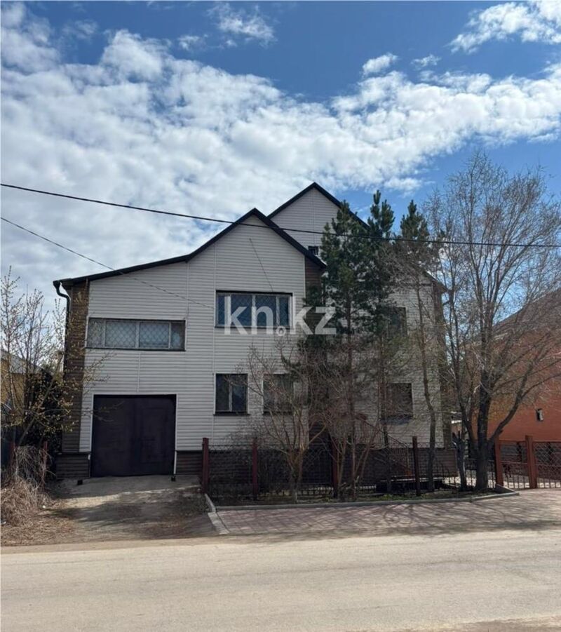 Продажа 7-комнатного дома, 264.7 м² - Продажа домов, коттеджей в Караганде - страница 4 фото 1 из 12