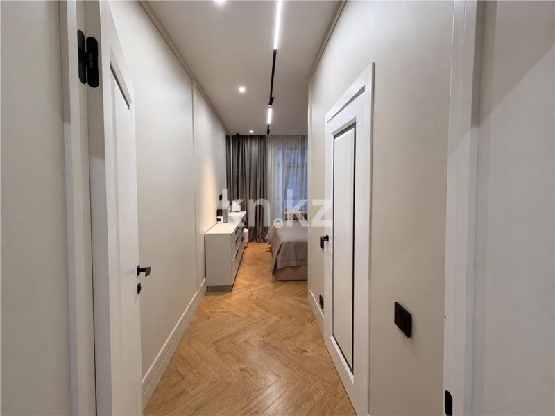 Продажа 4-комнатной квартиры, 125 м² - Продажа квартир на Юго-Востоке Караганды - страница 2 фото 16 из 43