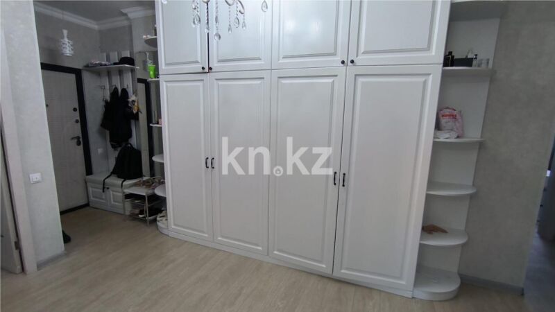Продажа 3-комнатной квартиры, 80 м² - Продажа трехкомнатных квартир на Юго-Востоке Караганды - страница 2 фото 4 из 17