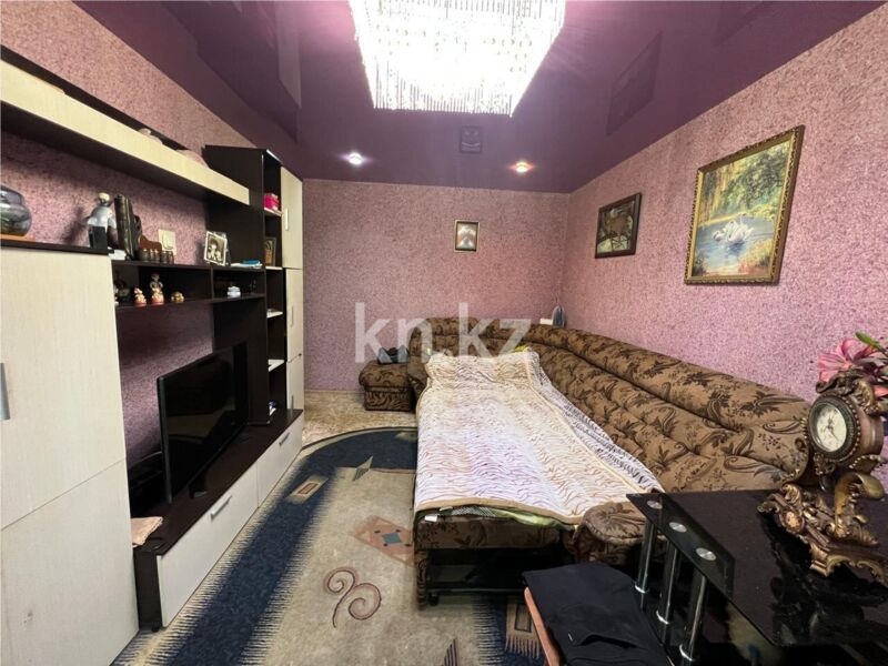 Продажа 3-комнатной квартиры, 61 м² - Продажа трехкомнатных квартир в Темиртау - страница 2 фото 1 из 8