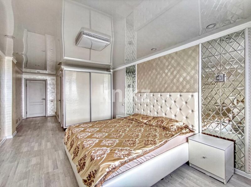 Продажа 4-комнатной квартиры, 210 м² - Продажа квартир в монолитно-каркасном доме в Казахстане - страница 3 фото 19 из 31