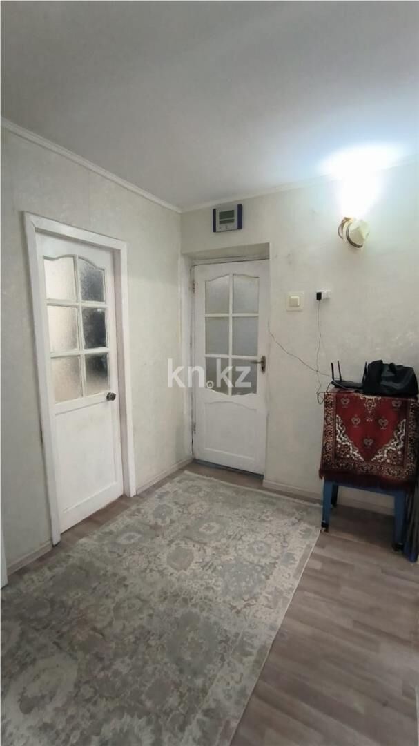 Продажа 3-комнатной квартиры, 61 м² - Продажа трехкомнатных квартир в Майкудуке Караганды - страница 11 фото 16 из 22
