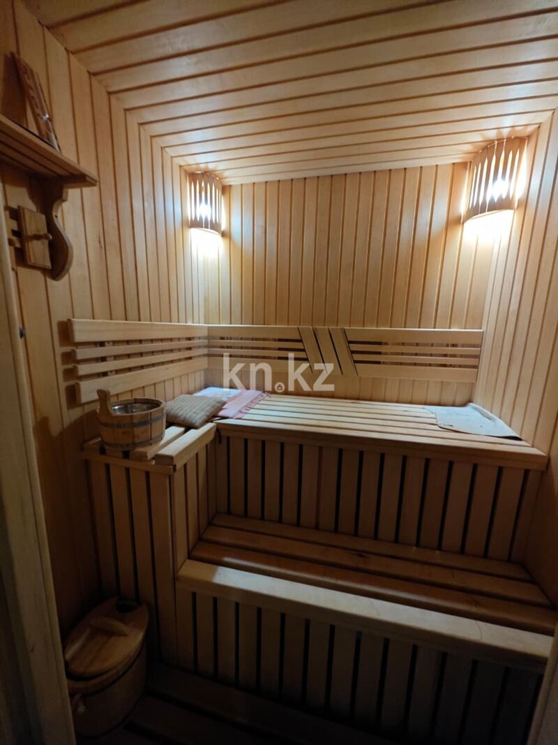 Продажа 7-комнатного дома, 450 м² - Продажа домов, коттеджей в Караганде - страница 2 фото 28 из 39