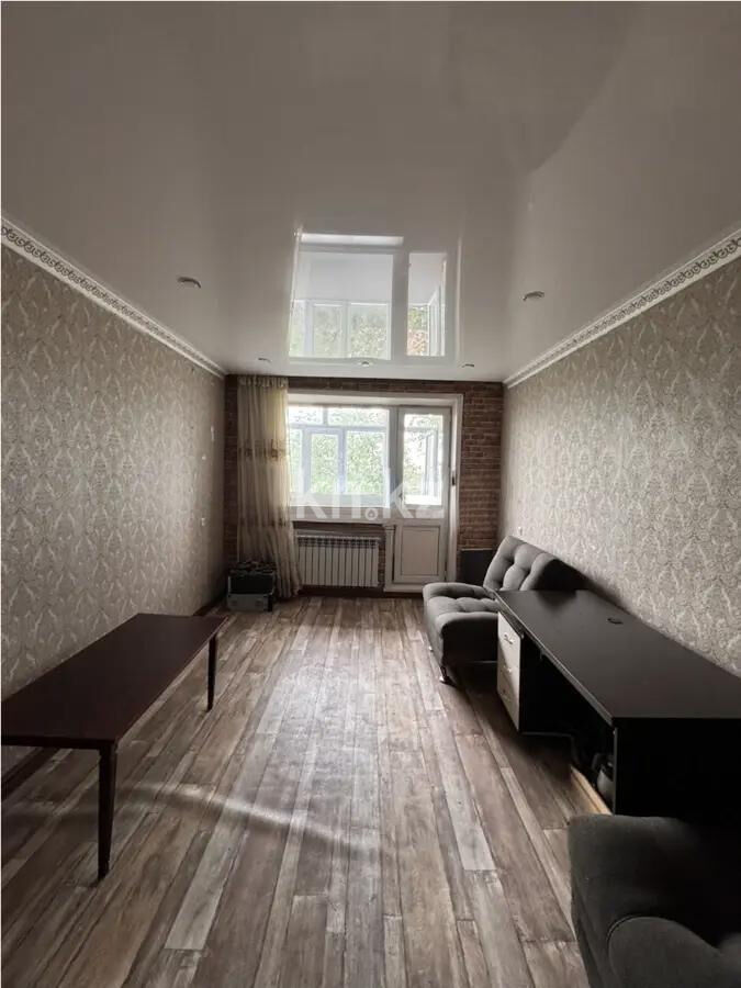Продажа 3-комнатной квартиры, 61 м² - Продажа трехкомнатных квартир в Шахтинске - страница 2 фото 1 из 9