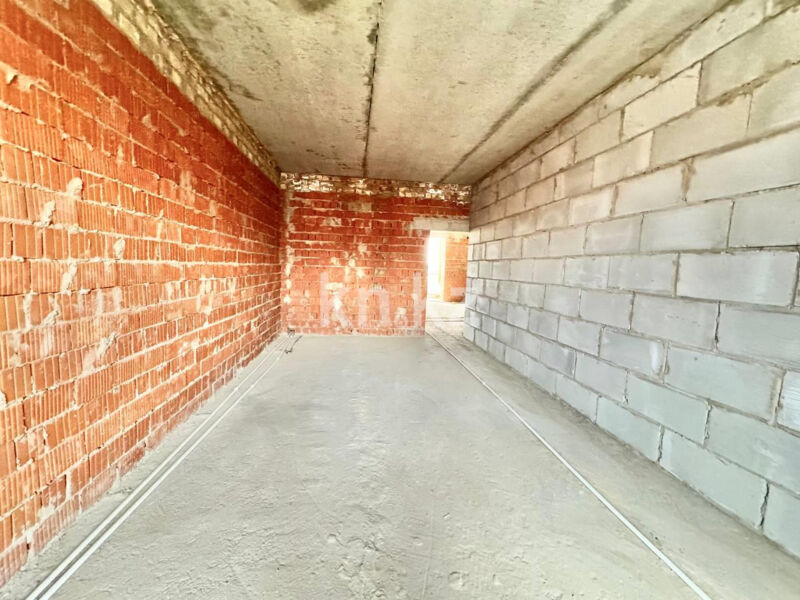 Продажа 4-комнатной квартиры, 89 м² - Продажа четырехкомнатных квартир в кирпичном доме в Караганде - страница 8 фото 7 из 12
