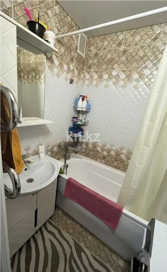 Продажа 3-комнатной квартиры, 74 м² - Продажа недвижимости в Караганде - страница 2 фото 5 из 8