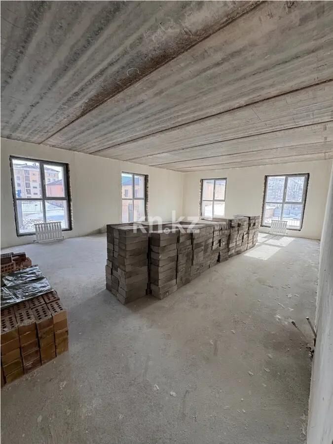 Продажа 3-комнатной квартиры, 85 м² - Продажа трехкомнатных квартир на Юго-Востоке Караганды - страница 14 фото 1 из 3