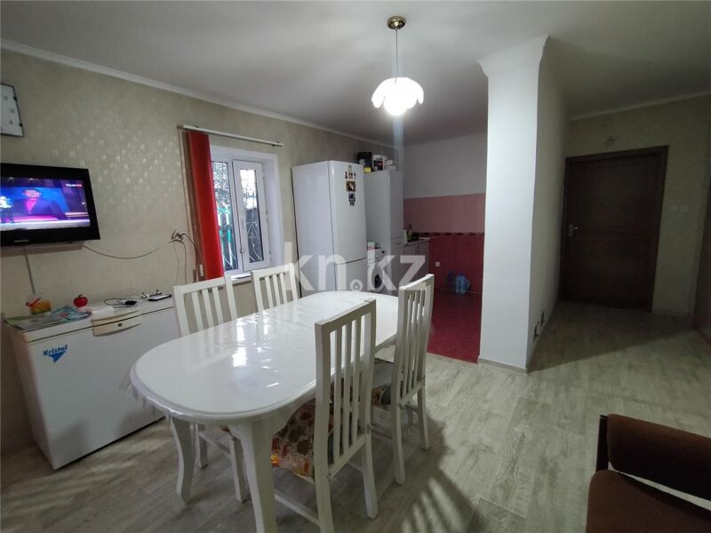 Продажа 4-комнатного дома, 90 м² - Продажа домов, коттеджей в Караганде - страница 7 фото 6 из 17