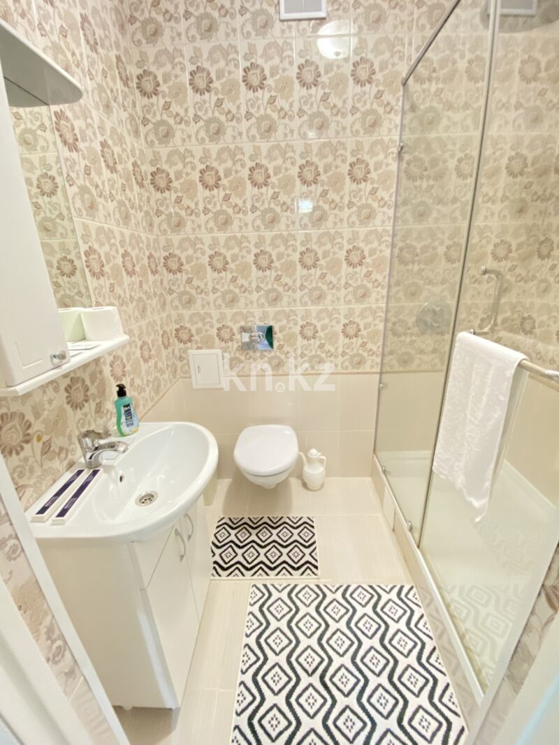 Аренда 1-комнатной квартиры посуточно, 52 м² - Аренда квартир посуточно в Астане - страница 3 фото 16 из 21
