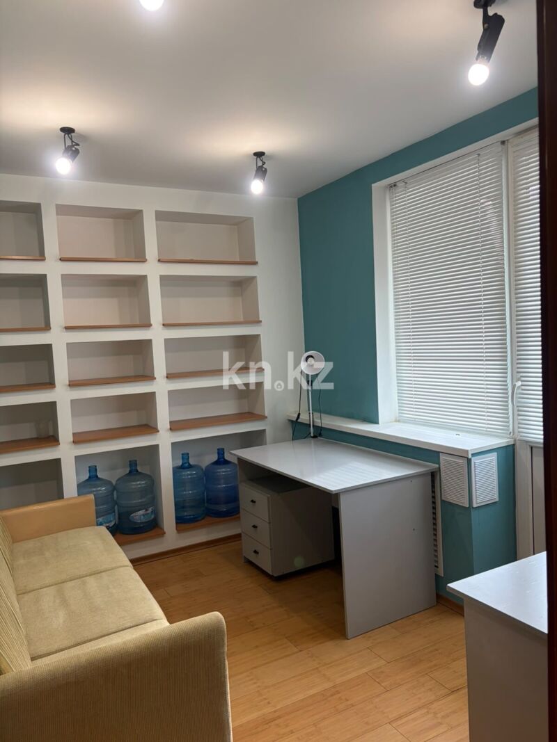 Аренда 3-комнатной квартиры, 81 м² - Аренда офисных и торговых помещений в Темиртау фото 2 из 13
