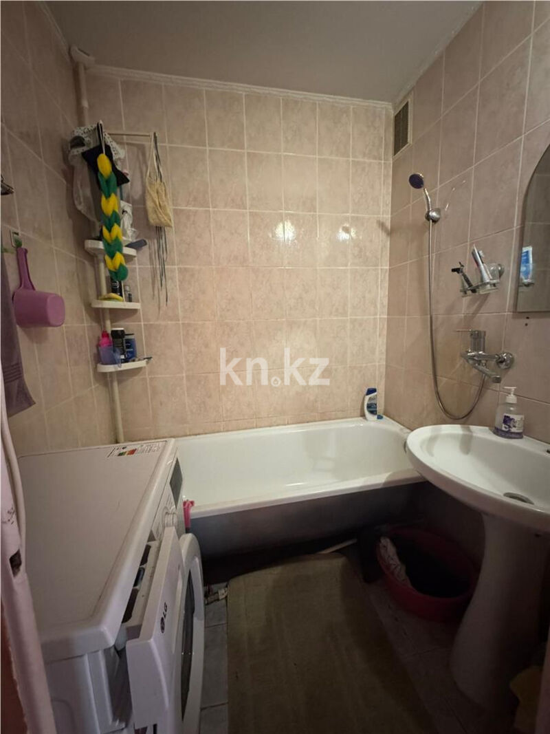 Продажа 4-комнатной квартиры, 92 м² - Продажа четырехкомнатных квартир в панельном доме в Караганде - страница 6 фото 15 из 16