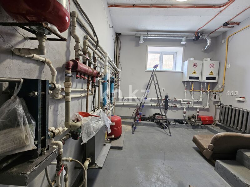 Продажа 9-комнатного дома, 477.1 м² - Продажа домов, коттеджей в Караганде - страница 5 фото 14 из 19