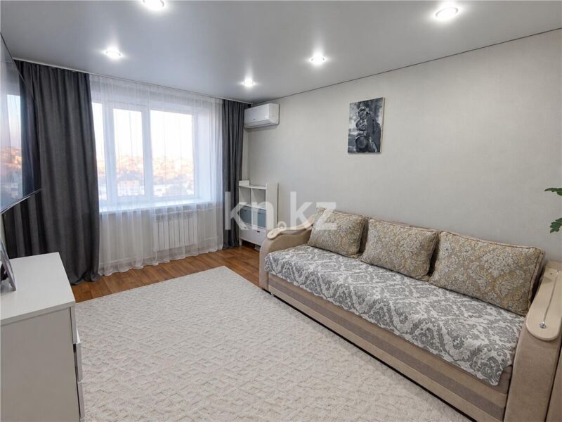 Продажа 2-комнатной квартиры, 48 м² - Продажа квартир на Юго-Востоке Караганды - страница 9 фото 1 из 10