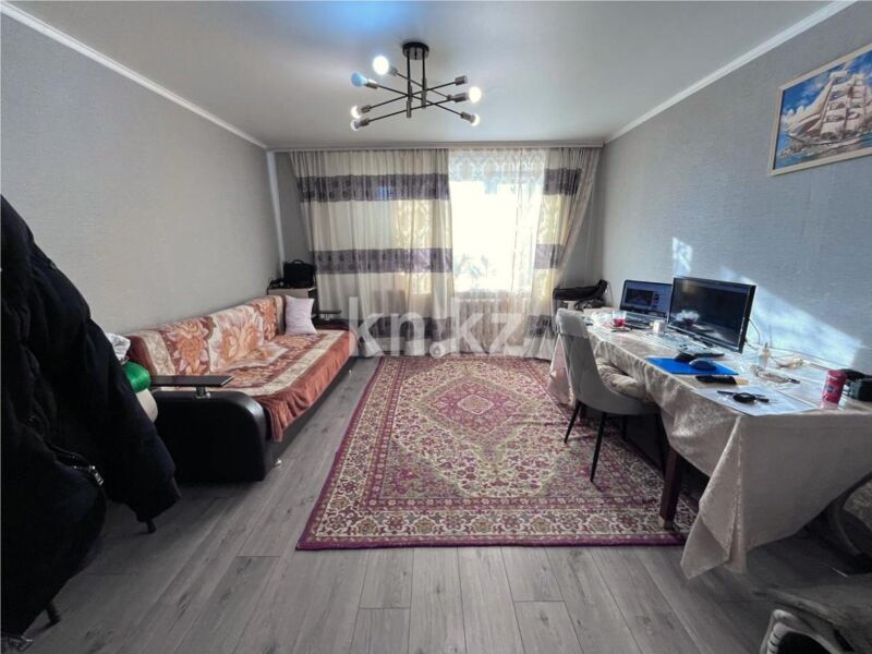 Продажа 3-комнатной квартиры, 60 м² - Продажа трехкомнатных квартир в Майкудуке Караганды - страница 10 фото 1 из 23