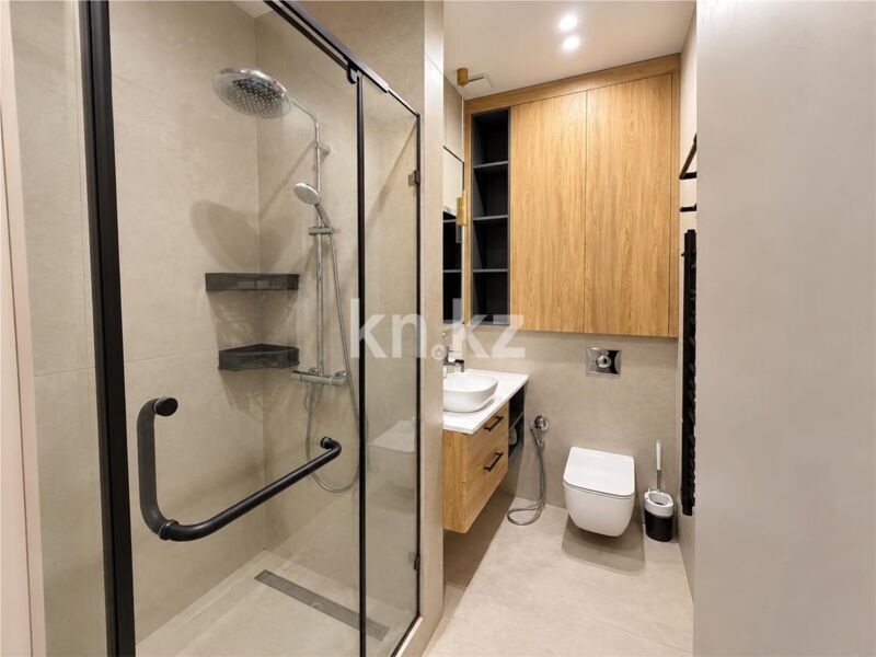 Продажа 4-комнатной квартиры, 125 м² - Продажа квартир на Юго-Востоке Караганды - страница 2 фото 10 из 43