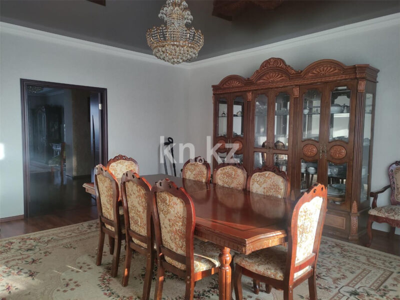 Продажа 4-комнатной квартиры, 147 м² - Продажа четырехкомнатных квартир в кирпичном доме в Караганде - страница 9 фото 4 из 14