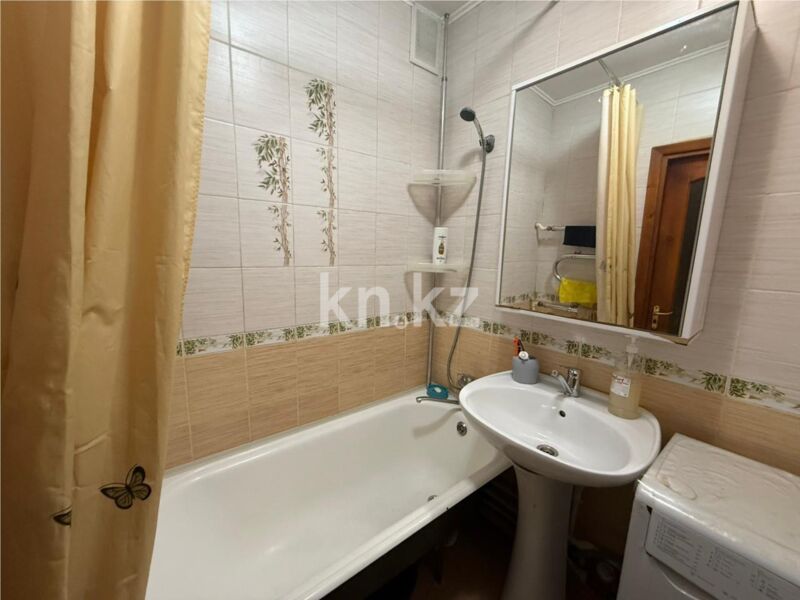 Продажа 3-комнатной квартиры, 66 м² - Продажа трехкомнатных квартир в панельном доме в Караганде - страница 11 фото 8 из 15