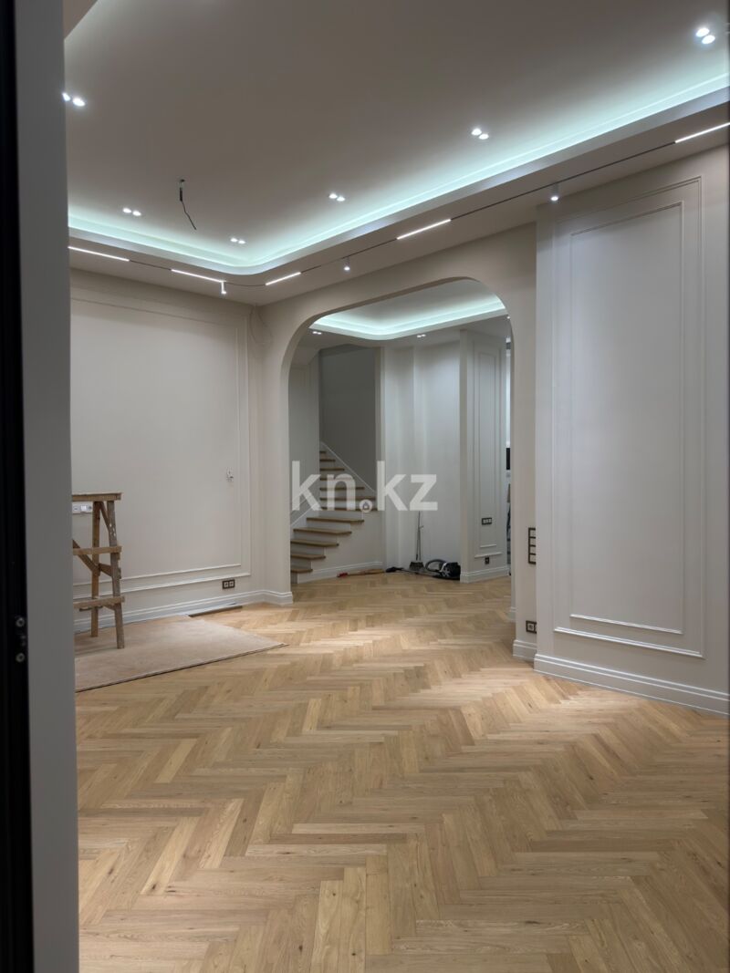 Продажа 5-комнатной квартиры, 237 м² - Продажа квартир в Казахстане - страница 22 фото 1 из 5