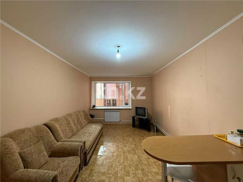 Продажа 2-комнатной квартиры, 47 м² - Продажа двухкомнатных квартир на Юго-Востоке Караганды - страница 3 фото 1 из 14