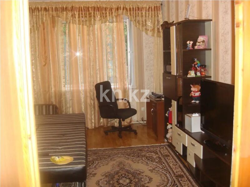 Продажа 2-комнатной квартиры, 50 м² - Продажа квартир в деревянном доме в Алматы фото 1 из 3