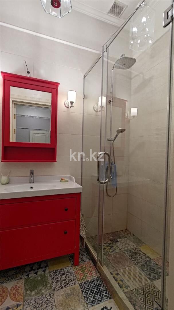 Продажа 5-комнатного дома, 440 м² - Продажа домов, коттеджей в Караганде - страница 7 фото 21 из 24