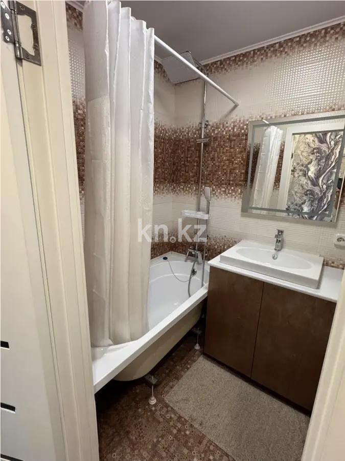 Продажа 2-комнатной квартиры, 44 м² - Продажа двухкомнатных квартир в панельном доме в Темиртау - страница 5 фото 15 из 19