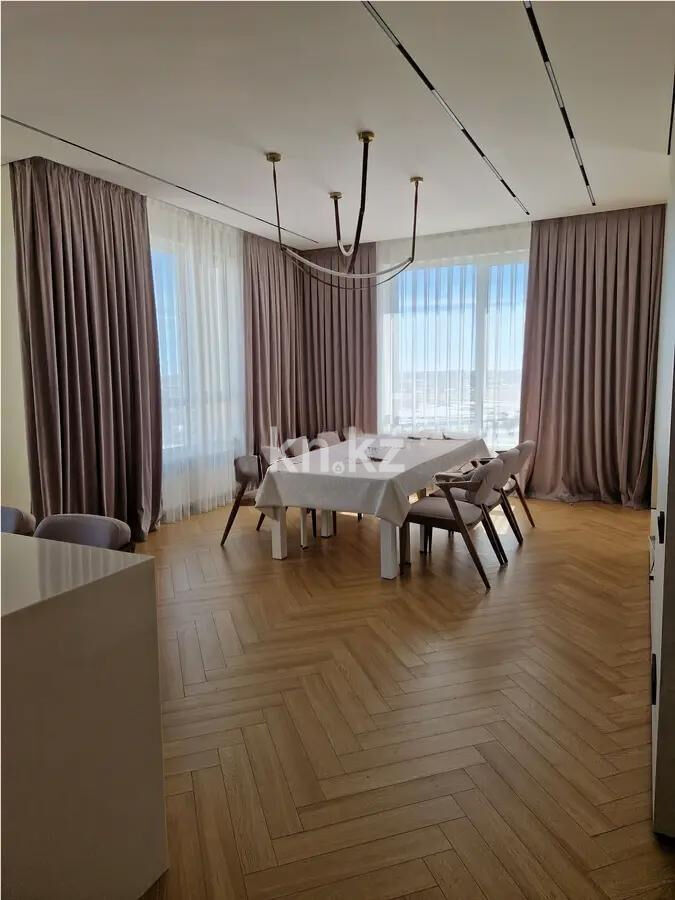 Продажа 6-комнатной квартиры, 213 м² - Продажа пятикомнатных и более квартир в монолитно-каркасном доме в Астане - страница 2 фото 7 из 13