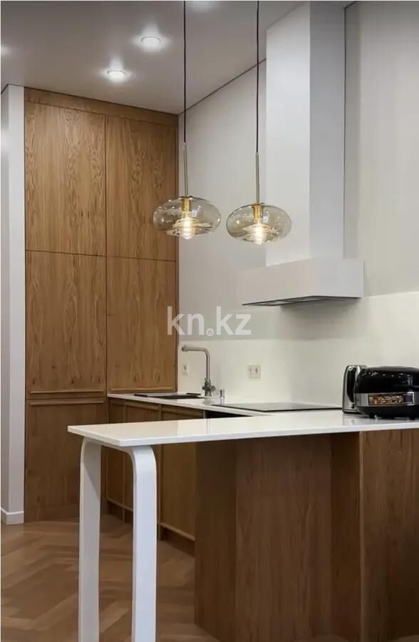 Продажа 4-комнатной квартиры, 102 м² - Продажа четырехкомнатных квартир от собственников в Казахстане фото 1 из 1