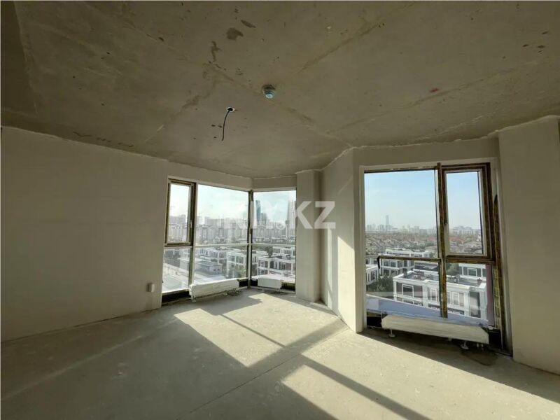 Продажа 4-комнатной квартиры, 138.49 м² - Продажа четырехкомнатных квартир в блочном доме в Казахстане - страница 9 фото 1 из 3