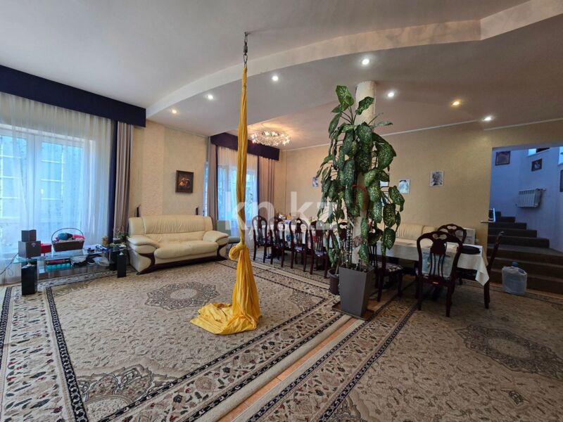 Продажа 5-комнатного дома, 209 м² - Продажа зданий в Усть-Каменогорске фото 21 из 40