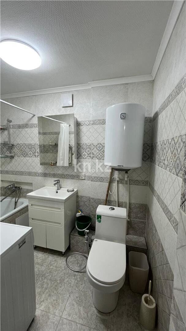 Продажа 3-комнатной квартиры, 66 м² - Продажа трехкомнатных квартир в кирпичном доме в Караганде - страница 2 фото 8 из 11