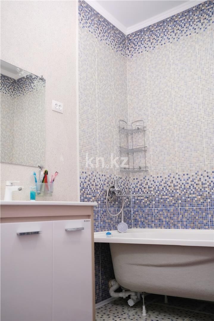 Продажа 3-комнатной квартиры, 158 м² - Продажа трехкомнатных квартир в кирпичном доме в Караганде - страница 14 фото 11 из 35