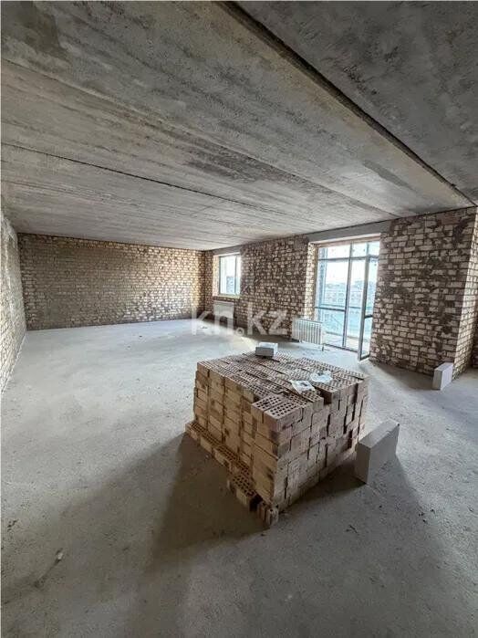 Продажа 2-комнатной квартиры, 70 м² - Продажа квартир в кирпичном доме в Казахстане - страница 9 фото 1 из 1